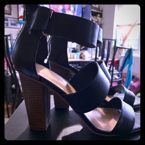 4inch heels never been worn